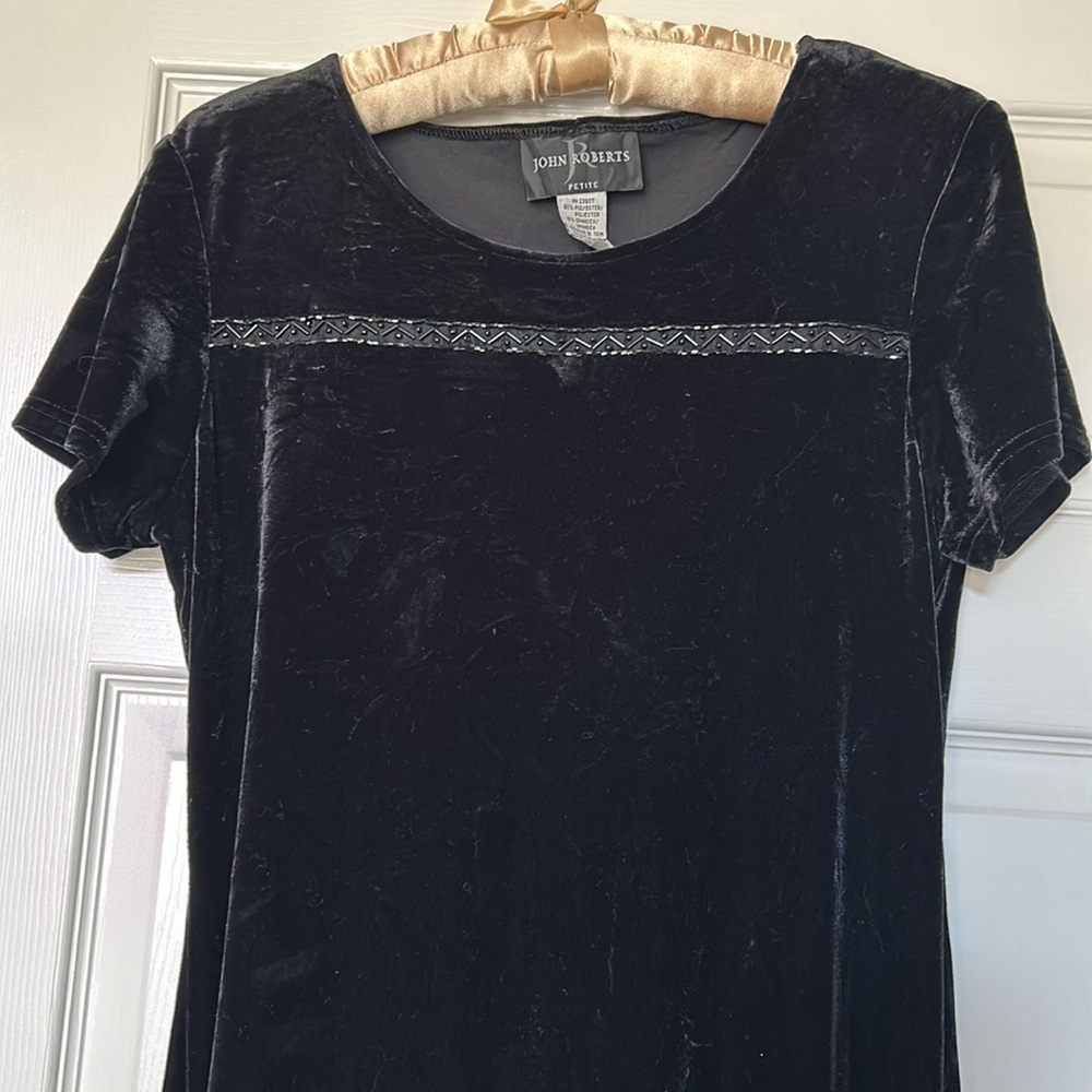 90s Vintage Black Crushed Stretch Velvet Babydoll Dress - Picture 2 of 4